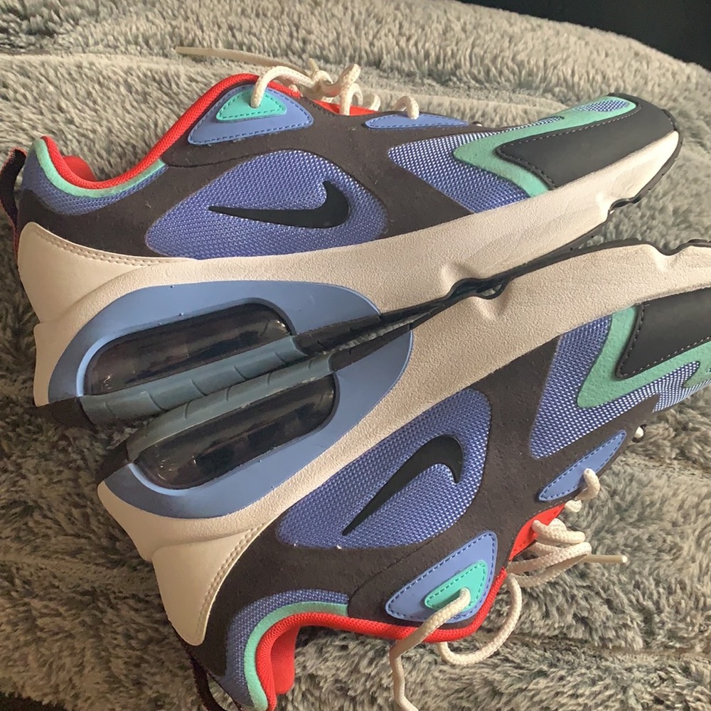 Men’s AirMax sneakers